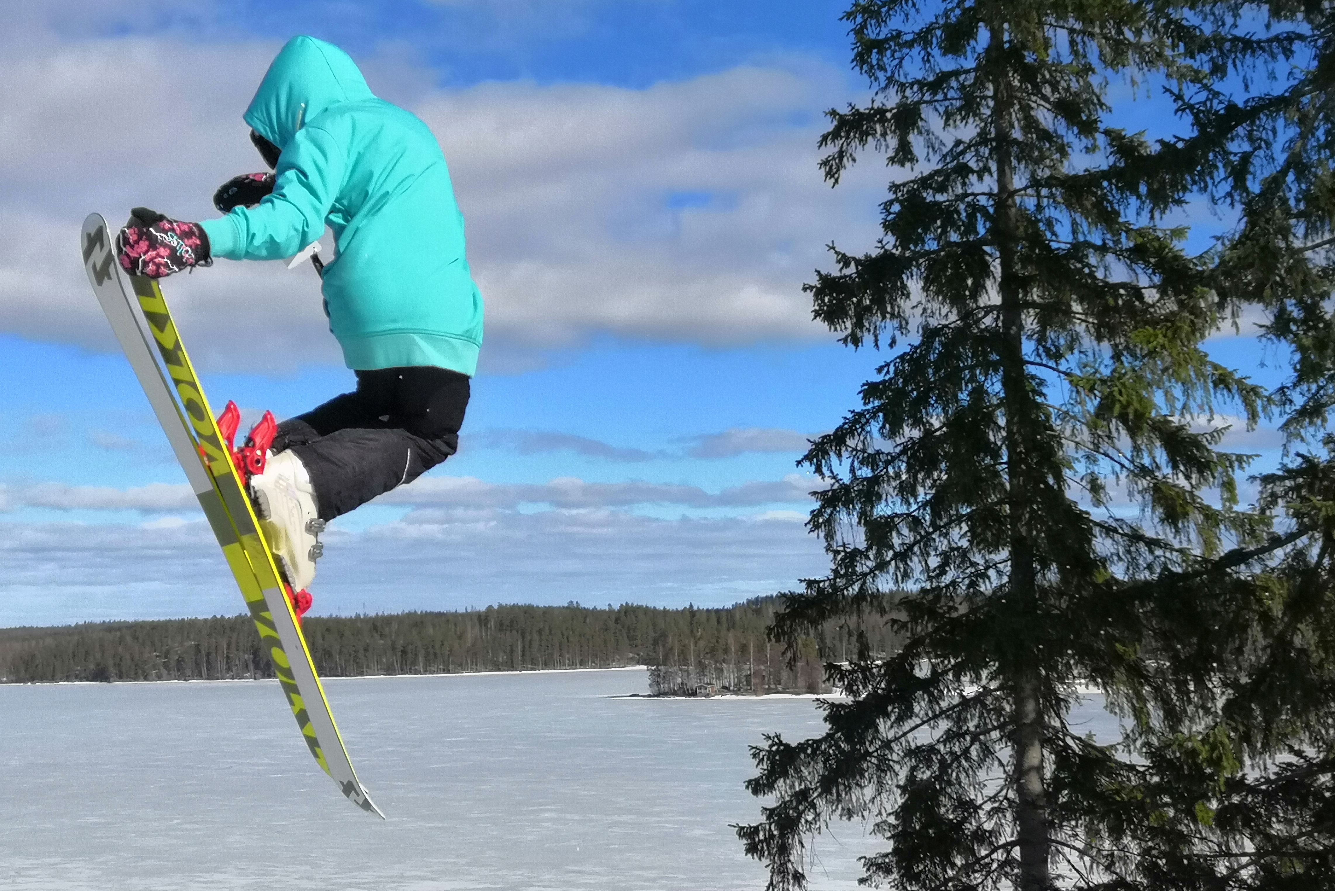 Skier jumps on the Freeski slopes